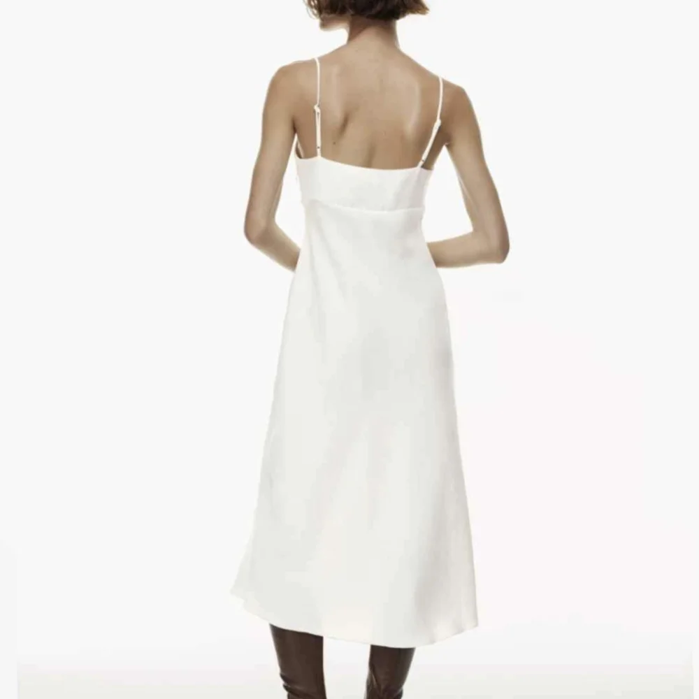 Aritzia antiquity dress, white, size 2 - Picture 2 of 2